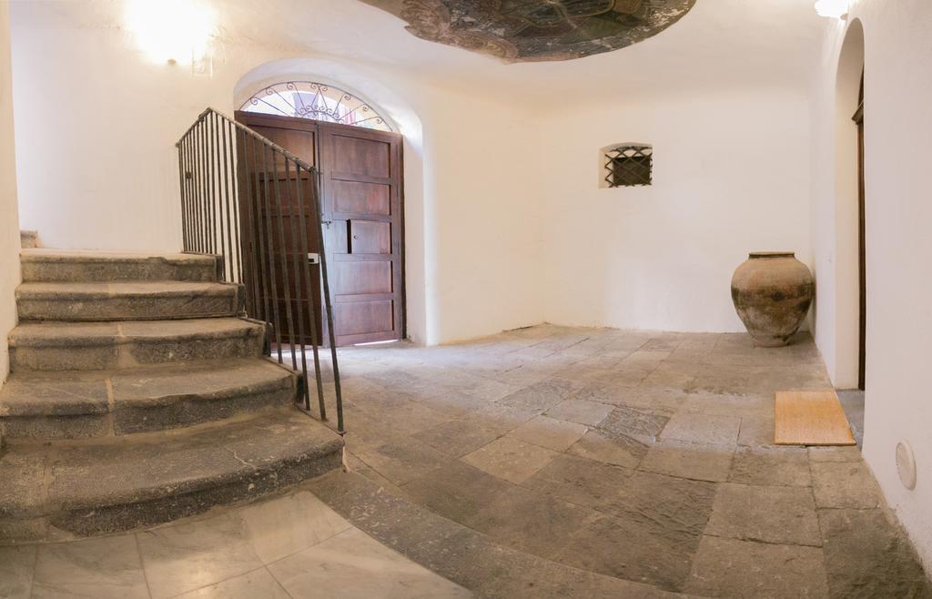 チェファルCasa Del Lavatoioアパートメント エクステリア 写真
